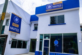 Гостиница Nautico Confort  Веракрус